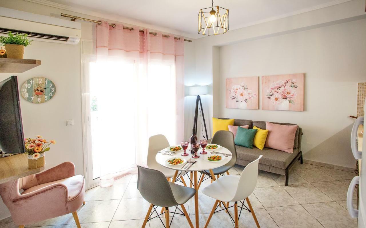 Holiday House Ioanna 2 - Loft Néa Péramos エクステリア 写真